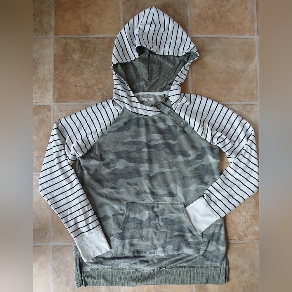 Maurices Gray Camo and Striped Hoodie